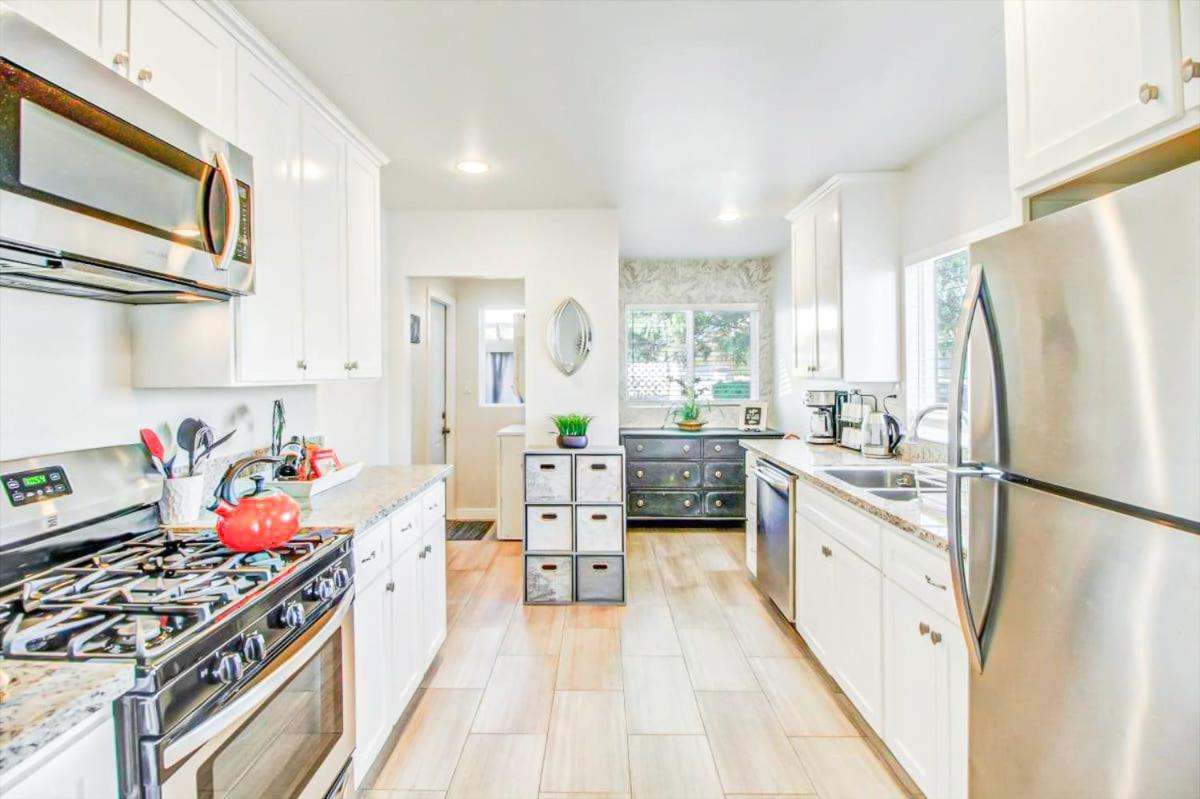 Modern 2-Bedroom Haven In The Heart Of La- Hud-Vp Los Angeles Zewnętrze zdjęcie